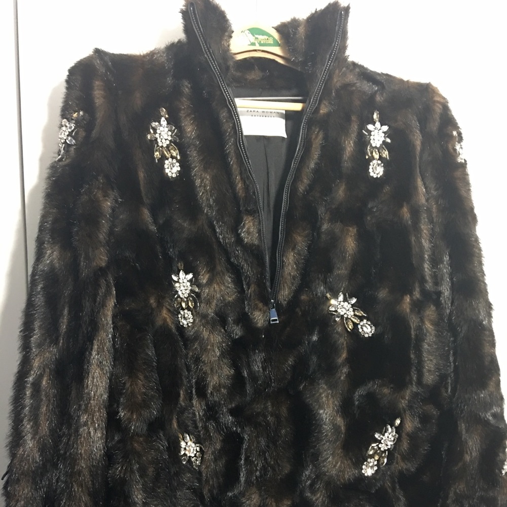 F fur coat